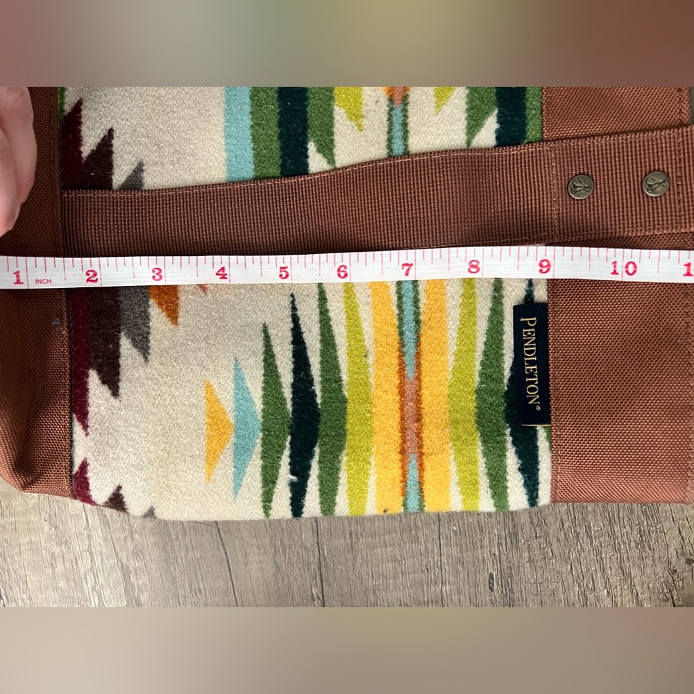 Pendleton Tote Bag - Euc - image 2
